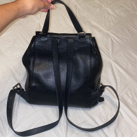 Michael Korse backpack/bag- in good condition with six compartments! - Picture 4 of 4